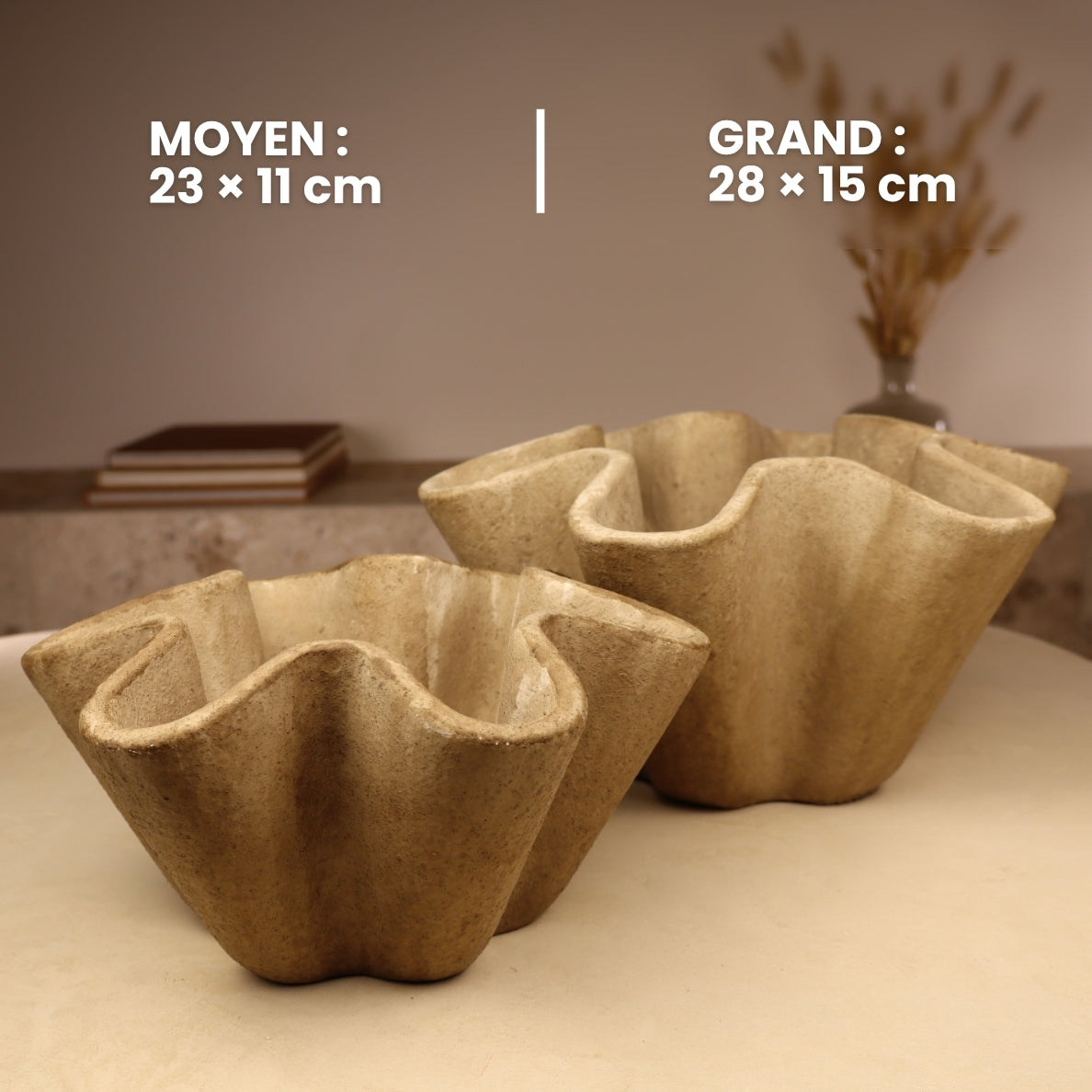 Aardewerken « Bloem » houder - beige