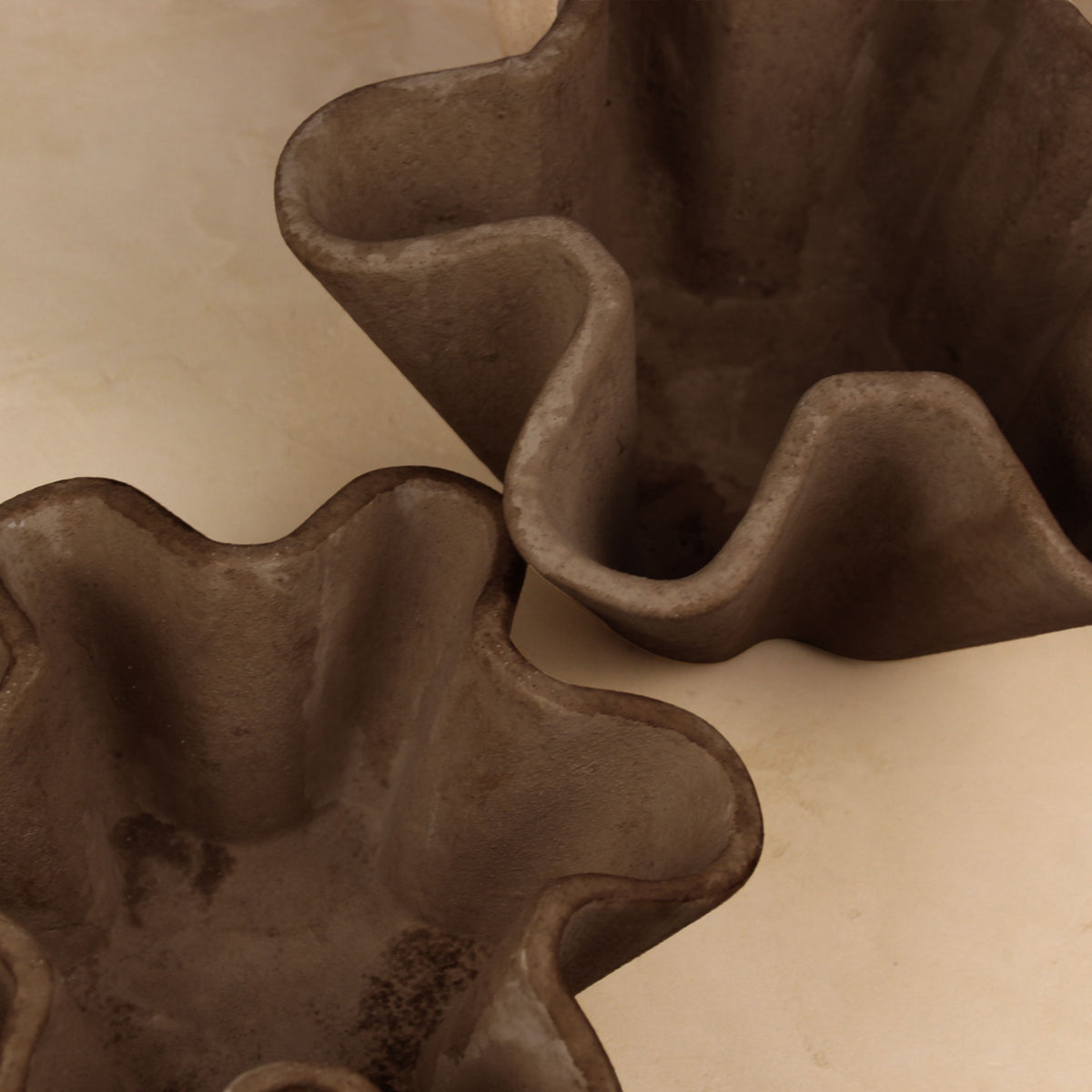 Contenant « Fleur » en terre cuite - brun